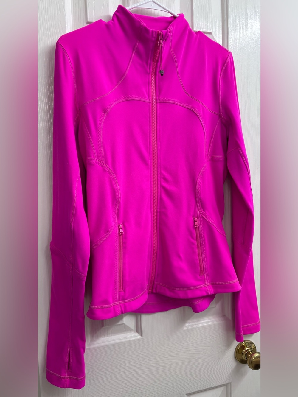 Lululemon Forme Jacket in Raspberry Glo Light/Hyper Stripe Raspberry Glow Light - Picture 3 of 16